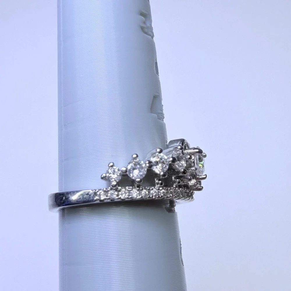Fragrant Jewels Silver Tone Heart Tiara Crown Ring CZ Size 5.5 Princesscore